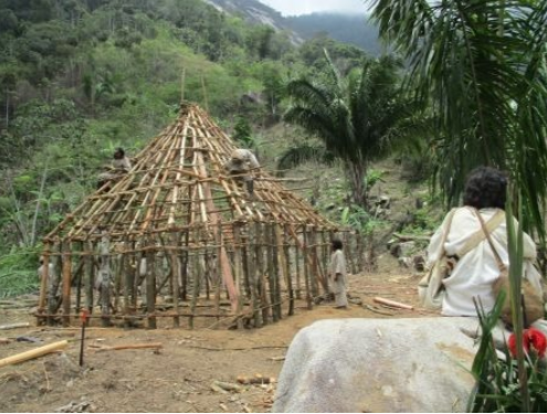 Construcción Escuela